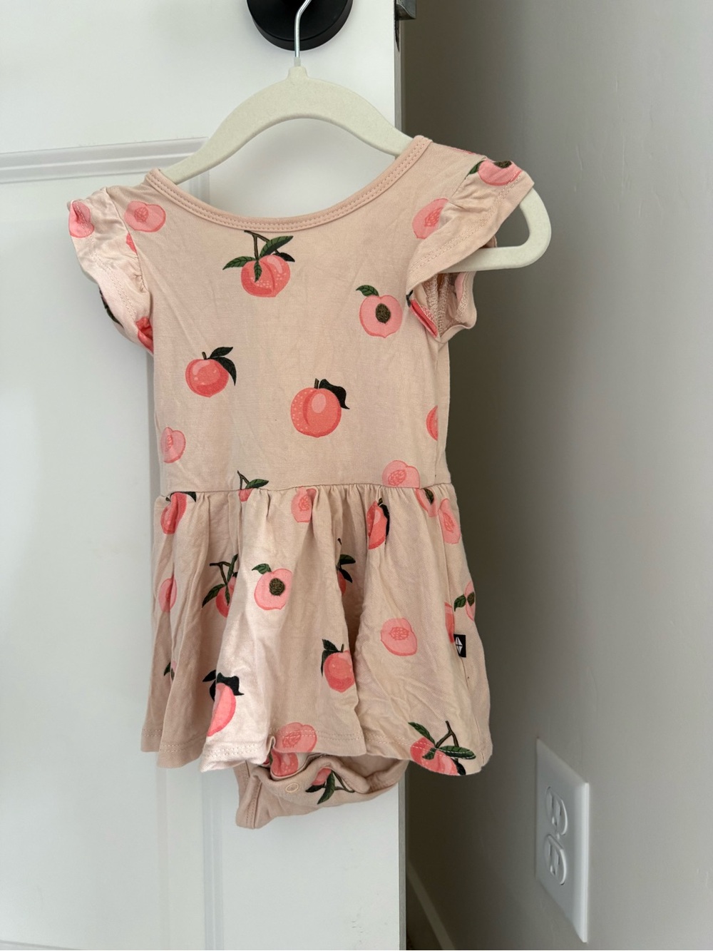 Kyte BABY Peach-Print Flutter Sleeve Dress in Peach Pink